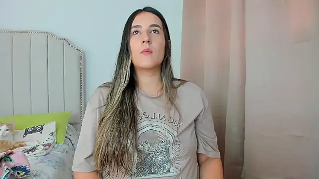 Snapshot of Hanna86 chatting on October 30, 2025, 3:46 pm Hanna86 online show from October 30, 2025, 3:46 pm