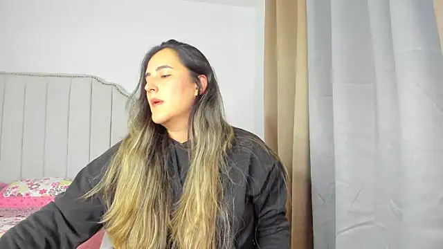 Snapshot of Hanna86 chatting on March 8, 2026, 11:41 pm Hanna86 online show from March 8, 2026, 11:41 pm