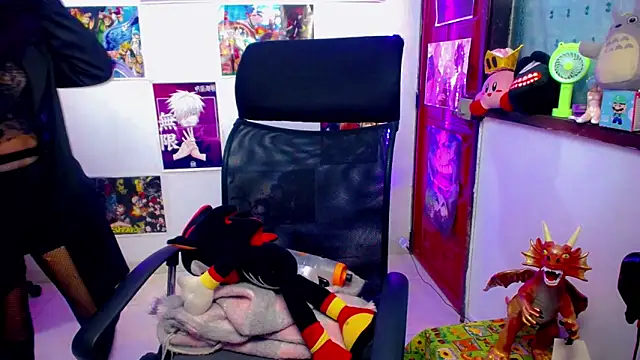 Snapshot of akai_krazna chatting on December 3, 2024, 5:53 am akai krazna online show from December 3, 2024, 5:53 am