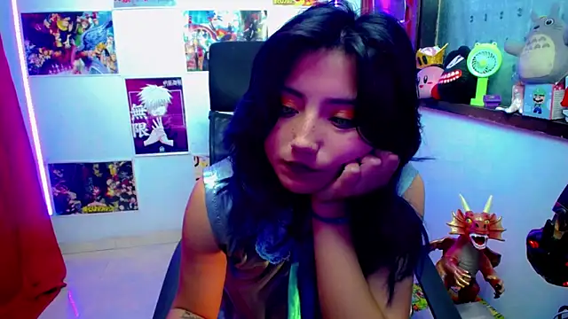 Snapshot of akai_krazna chatting on December 6, 2024, 5:33 pm akai krazna online show from December 6, 2024, 5:33 pm