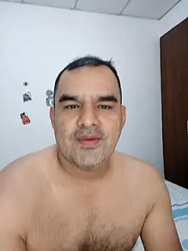 Snapshot of Angeelus2 chatting on February 12, 2026, 5:19 pm Angeelus2 online show from February 12, 2026, 5:19 pm