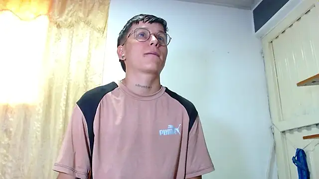 Tamarahryan online show from December 6, 2024, 6:50 pm