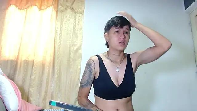 Tamarahryan online show from March 6, 2025, 1:57 pm