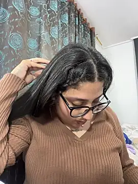 Snapshot of croftsmila chatting on February 20, 2026, 11:05 pm croftsmila online show from February 20, 2026, 11:05 pm