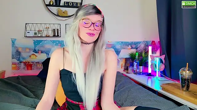 Snapshot of Kittychatte chatting on December 30, 2024, 8:25 pm Kittychatte online show from December 30, 2024, 8:25 pm