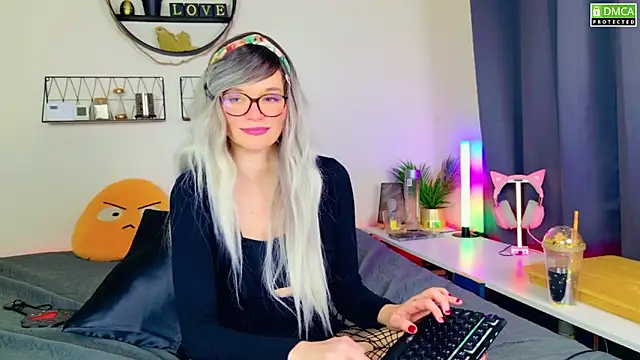 Snapshot of Kittychatte chatting on January 25, 2025, 10:51 am Kittychatte online show from January 25, 2025, 10:51 am