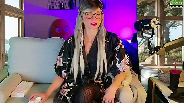 Snapshot of Kittychatte chatting on October 12, 2025, 9:41 am Kittychatte online show from October 12, 2025, 9:41 am