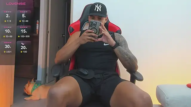 Snapshot of christiansex01 chatting on January 8, 2026, 3:42 am christiansex01 online show from January 8, 2026, 3:42 am