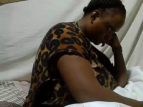 Snapshot of swt_wet_pus chatting on March 3, 2026, 9:04 am swt wet pus online show from March 3, 2026, 9:04 am