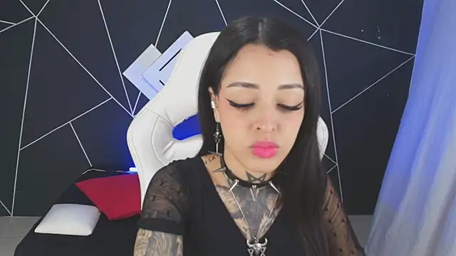 Snapshot of farichell chatting on October 21, 2025, 8:53 pm farichell online show from October 21, 2025, 8:53 pm