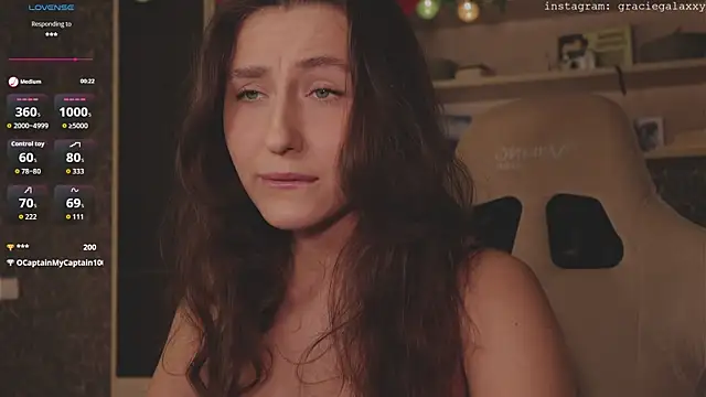 Snapshot of Chill_out_with_Salvia chatting on December 18, 2025, 4:57 pm Chill out with Salvia online show from December 18, 2025, 4:57 pm