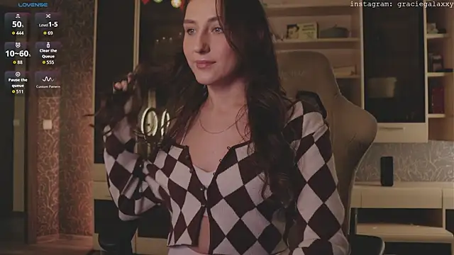 Snapshot of Chill_out_with_Salvia chatting on December 19, 2025, 3:41 pm Chill out with Salvia online show from December 19, 2025, 3:41 pm