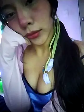 Umaru uwu online show from December 5, 2025, 10:02 am