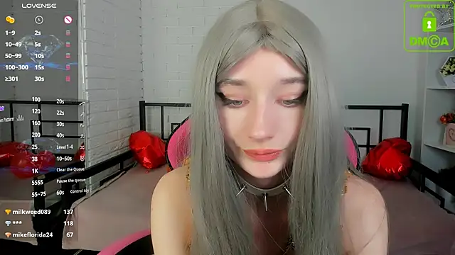 Katia Kim online show from February 24, 2025, 12:48 pm