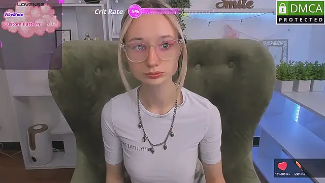 Snapshot of Katia_Kim chatting on September 12, 2025, 5:40 am Katia Kim online show from September 12, 2025, 5:40 am