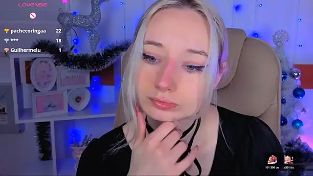 Snapshot of Katia_Kim chatting on December 22, 2025, 6:21 am Katia Kim online show from December 22, 2025, 6:21 am