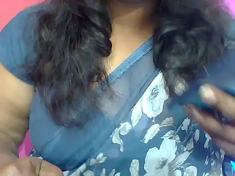 Snapshot of radhatelugu chatting on February 12, 2026, 6:47 pm radhatelugu online show from February 12, 2026, 6:47 pm