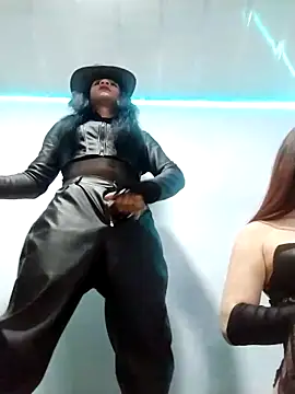 latintransbigcum online show from September 28, 2025, 4:12 pm