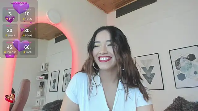 Snapshot of cristal__hot_1 chatting on February 4, 2025, 7:07 am cristal hot 1 online show from February 4, 2025, 7:07 am