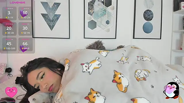 Snapshot of cristal__hot_1 chatting on February 22, 2025, 10:18 am cristal hot 1 online show from February 22, 2025, 10:18 am