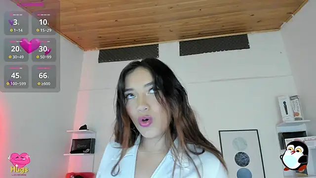 Snapshot of cristal__hot_1 chatting on March 2, 2025, 9:10 am cristal hot 1 online show from March 2, 2025, 9:10 am