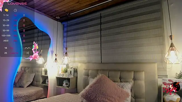 Snapshot of cristal__hot_1 chatting on October 29, 2025, 6:48 am cristal hot 1 online show from October 29, 2025, 6:48 am