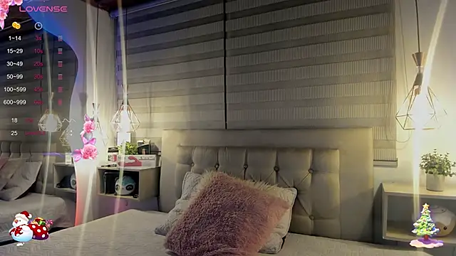 Snapshot of cristal__hot_1 chatting on December 1, 2025, 4:50 am cristal hot 1 online show from December 1, 2025, 4:50 am