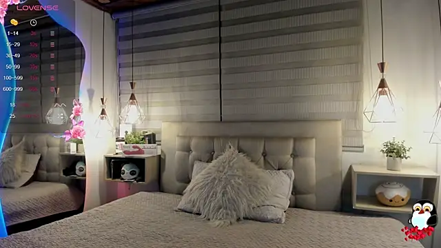 Snapshot of cristal__hot_1 chatting on January 13, 2026, 5:13 am cristal hot 1 online show from January 13, 2026, 5:13 am