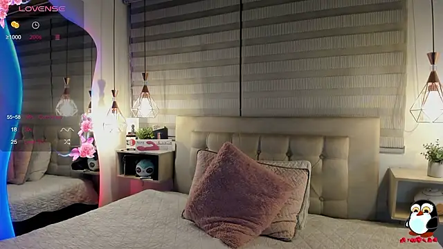 Snapshot of cristal__hot_1 chatting on February 13, 2026, 5:03 am cristal hot 1 online show from February 13, 2026, 5:03 am