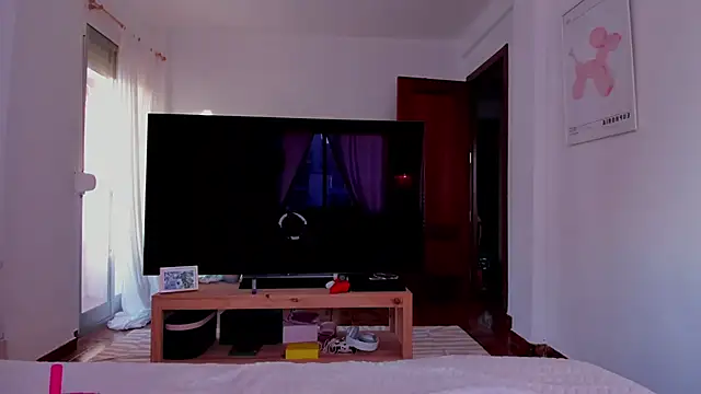 Snapshot of _viioletweekend_ chatting on January 8, 2026, 4:31 pm viioletweekend online show from January 8, 2026, 4:31 pm