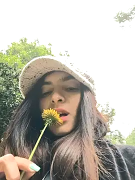 Sam Sara online show from February 11, 2025, 8:42 pm