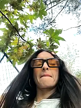 Sam Sara online show from October 14, 2025, 7:58 pm