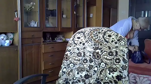 SweetCherry27 online show from March 7, 2025, 10:45 am