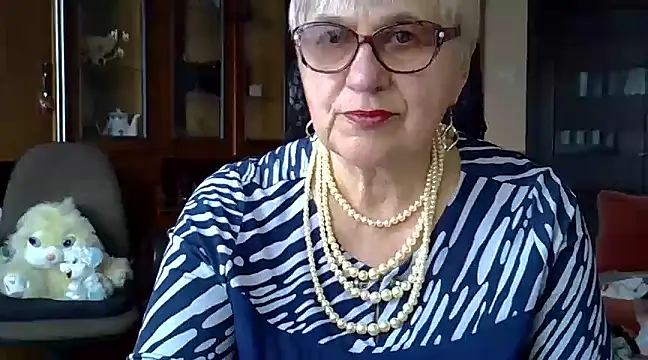 SweetCherry27 online show from March 16, 2025, 1:38 pm