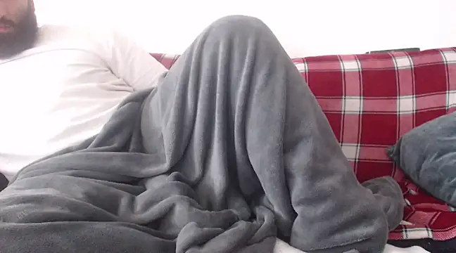 hugemachohandsome online show from January 13, 2025, 12:13 pm