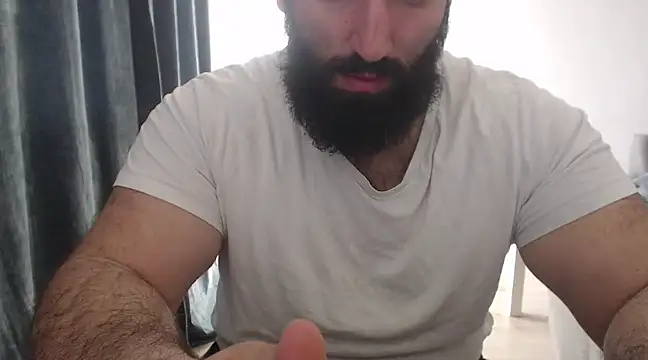 hugemachohandsome online show from March 8, 2025, 12:41 pm