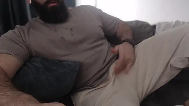 hugemachohandsome online show from February 19, 2026, 8:54 am