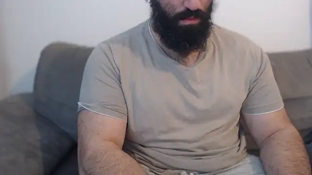 Snapshot of hugemachohandsome chatting on May 14, 2026, 7:04 am hugemachohandsome online show from May 14, 2026, 7:04 am