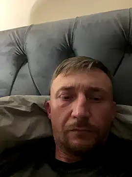 Snapshot of mimamil chatting on October 6, 2025, 7:33 pm mimamil online show from October 6, 2025, 7:33 pm