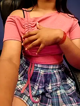Snapshot of Aditi_1 chatting on January 25, 2025, 12:05 pm Aditi 1 online show from January 25, 2025, 12:05 pm