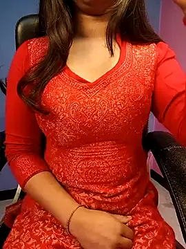 Snapshot of Aditi_1 chatting on January 27, 2025, 11:43 pm Aditi 1 online show from January 27, 2025, 11:43 pm