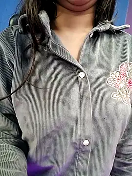 Snapshot of Aditi_1 chatting on February 2, 2025, 6:37 am Aditi 1 online show from February 2, 2025, 6:37 am