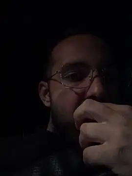 Snapshot of michele1500 chatting on November 21, 2025, 11:03 pm michele1500 online show from November 21, 2025, 11:03 pm