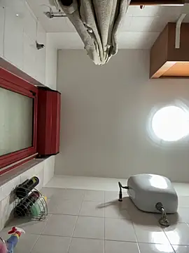 Snapshot of michele1500 chatting on November 28, 2025, 4:53 pm michele1500 online show from November 28, 2025, 4:53 pm