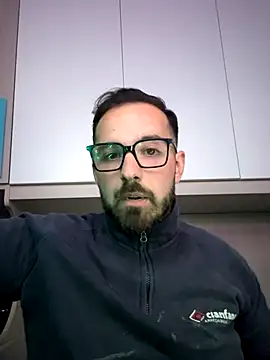 Snapshot of michele1500 chatting on December 18, 2025, 5:19 pm michele1500 online show from December 18, 2025, 5:19 pm