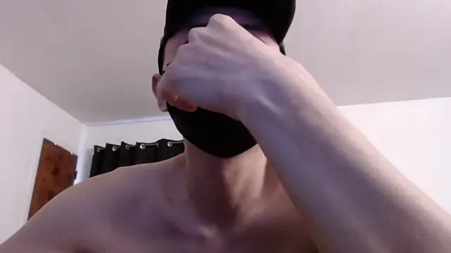 Snapshot of twbobo00715 chatting on January 14, 2026, 4:56 pm twbobo00715 online show from January 14, 2026, 4:56 pm