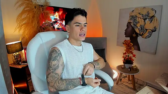 Matias Murrier online show from December 21, 2025, 12:34 pm