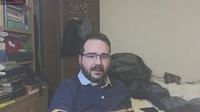 curiosillo83 online show from February 25, 2025, 6:42 pm