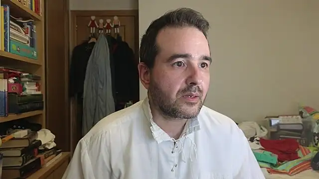 curiosillo83 online show from May 24, 2026, 1:49 pm