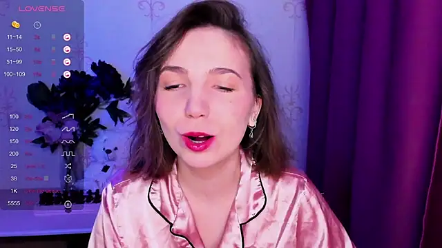 Snapshot of KindHazelHere_ chatting on February 8, 2026, 8:45 pm KindHazelHere online show from February 8, 2026, 8:45 pm